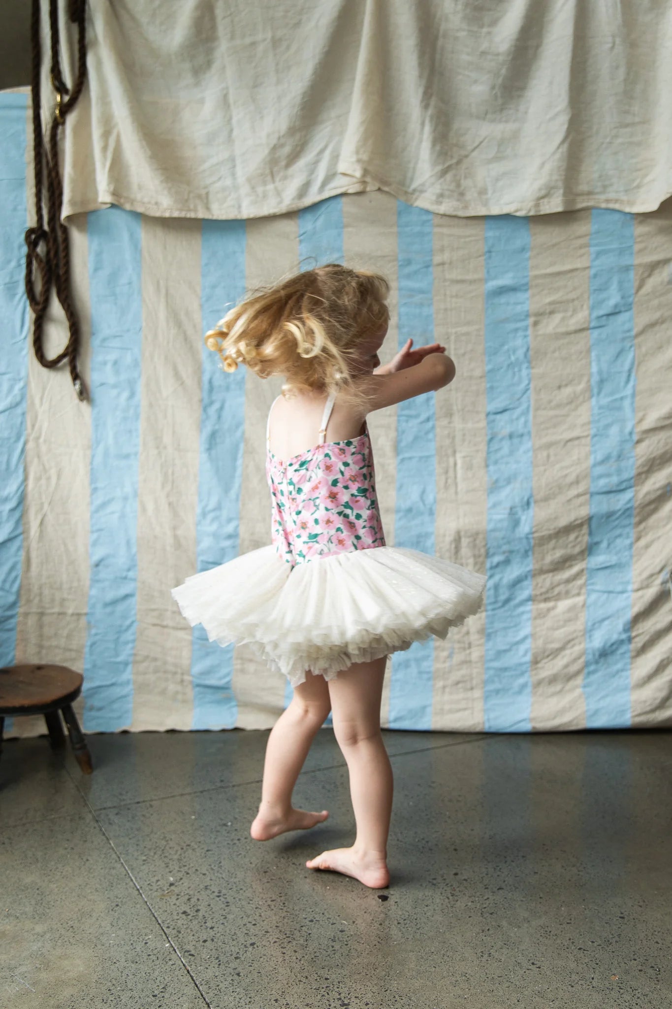 Vintage Ballerina Sakura