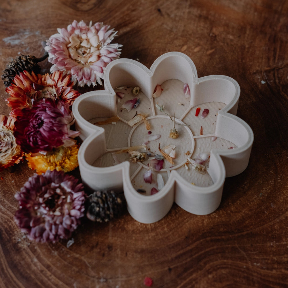 
                      
                        Eco Mould | Flower
                      
                    