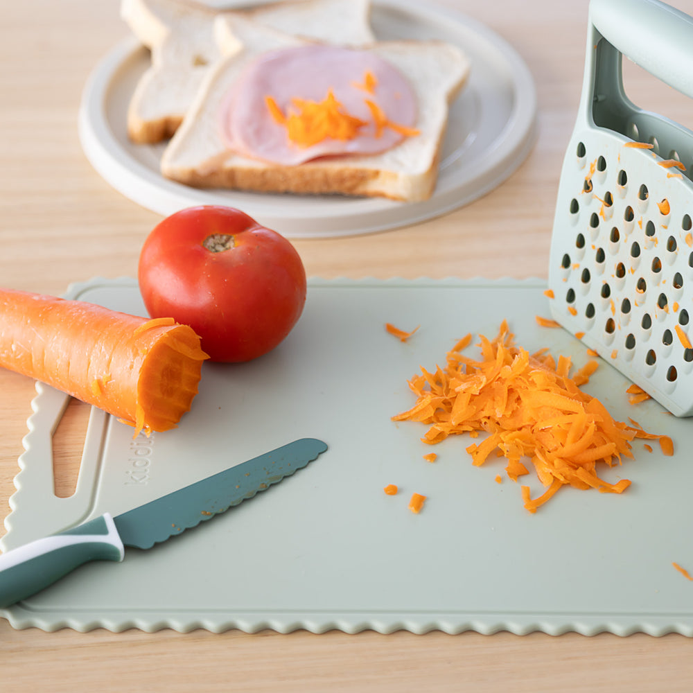Crinkly Silicon Cutting Board Sage