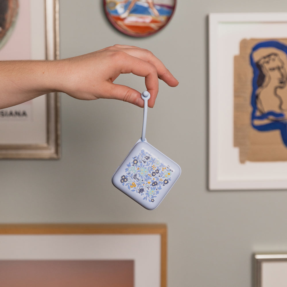 
                      
                        BIBS x Liberty Pacifier Box | Baby Blue & Chamomile Lawn
                      
                    