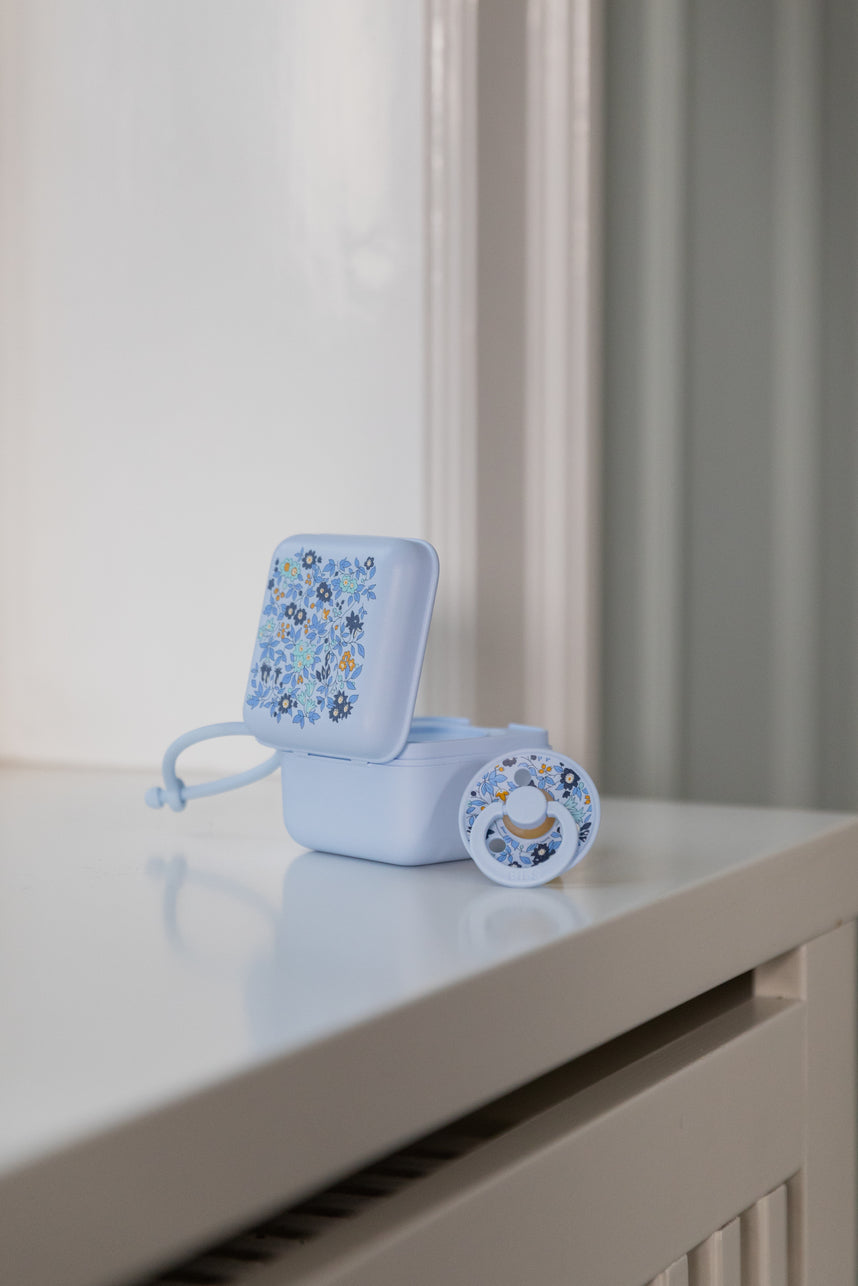 BIBS x Liberty Pacifier Box | Baby Blue & Chamomile Lawn