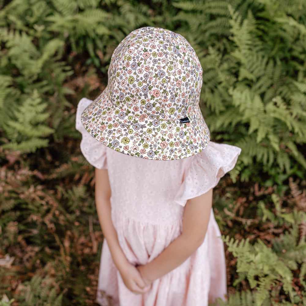 
                      
                        Ponytail Bucket Sun Hat Floret
                      
                    