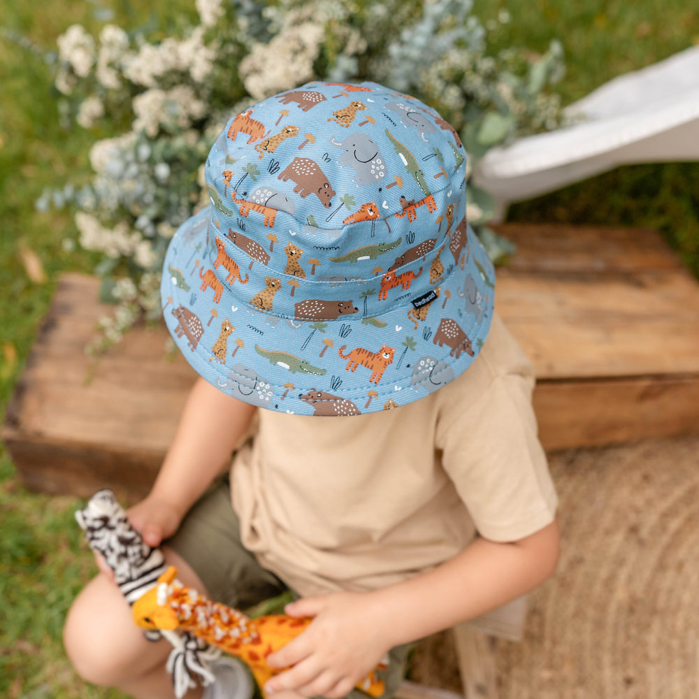
                      
                        Classic Bucket Sun Hat Safari
                      
                    