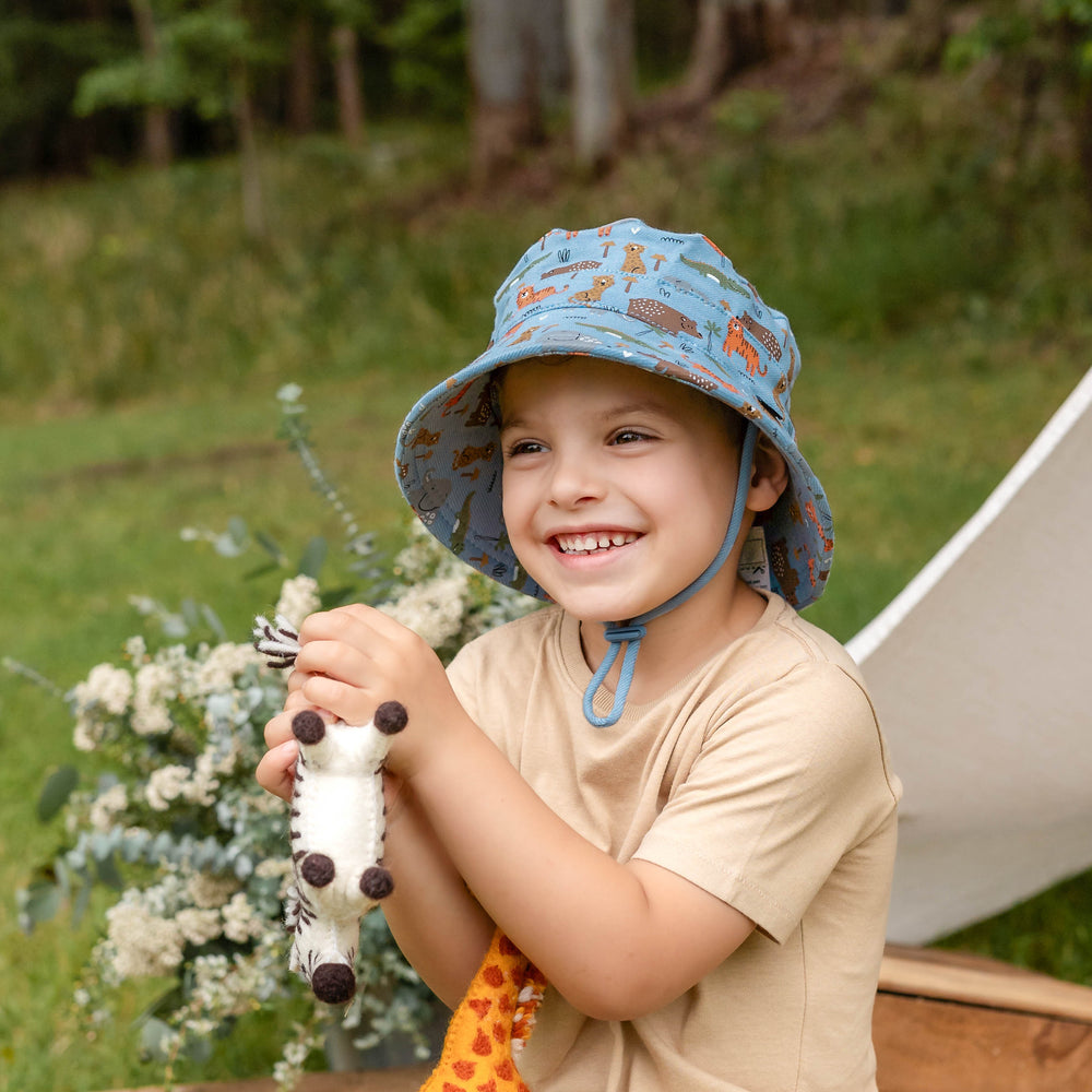 
                      
                        Classic Bucket Sun Hat Safari
                      
                    