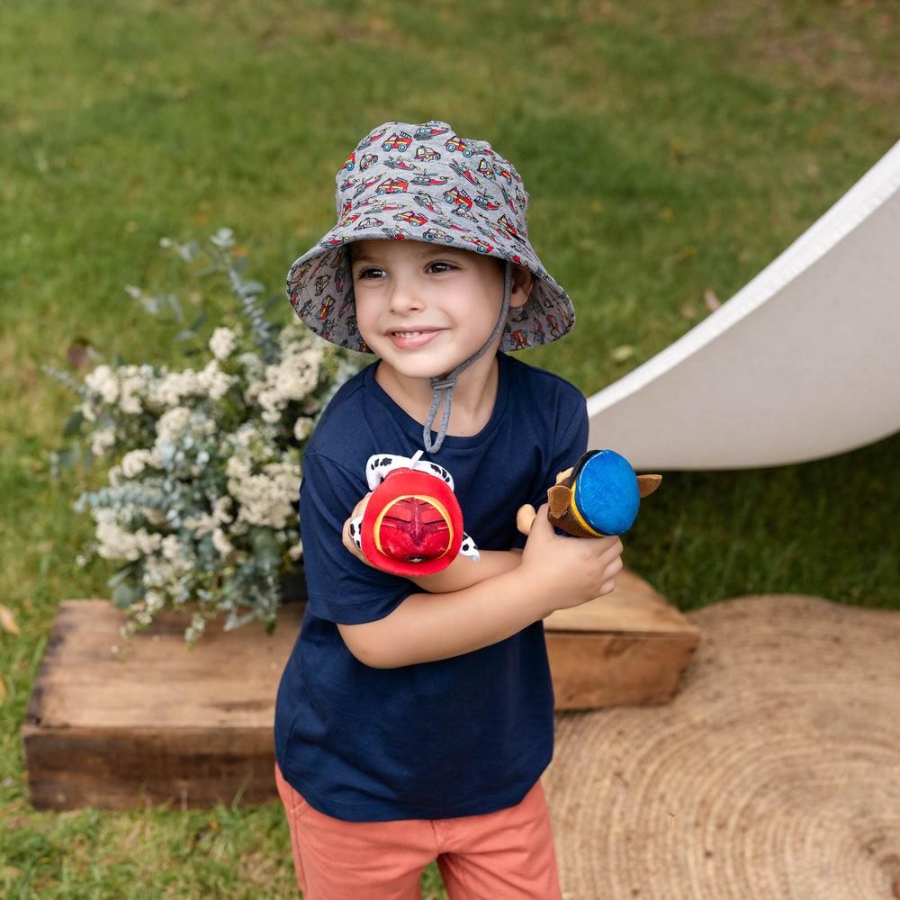 
                      
                        Classic Bucket Sun Hat Emergency
                      
                    