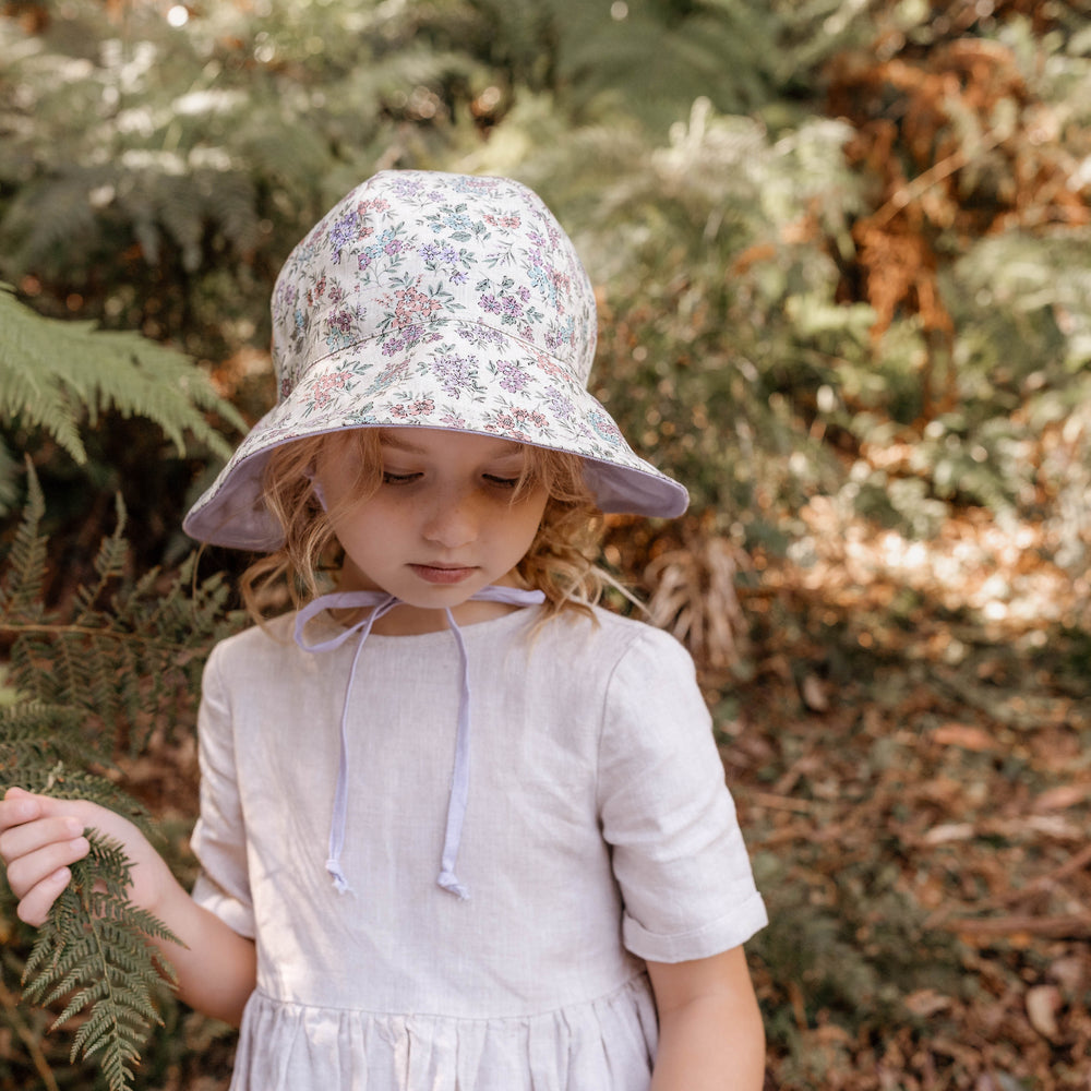 
                      
                        Wanderer Panelled Bucket Sun Hat Laura
                      
                    