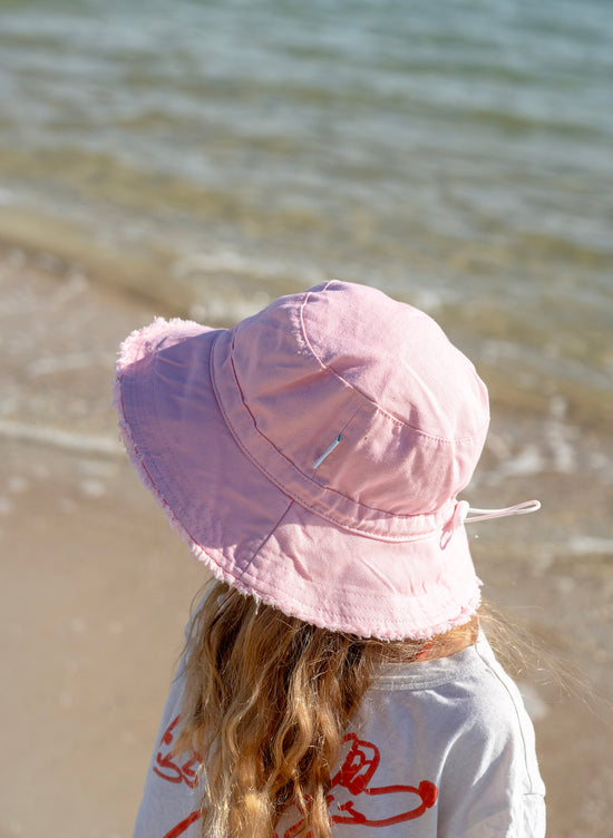 Load image into Gallery viewer, Frayed Bucket Hat | Strawberry
