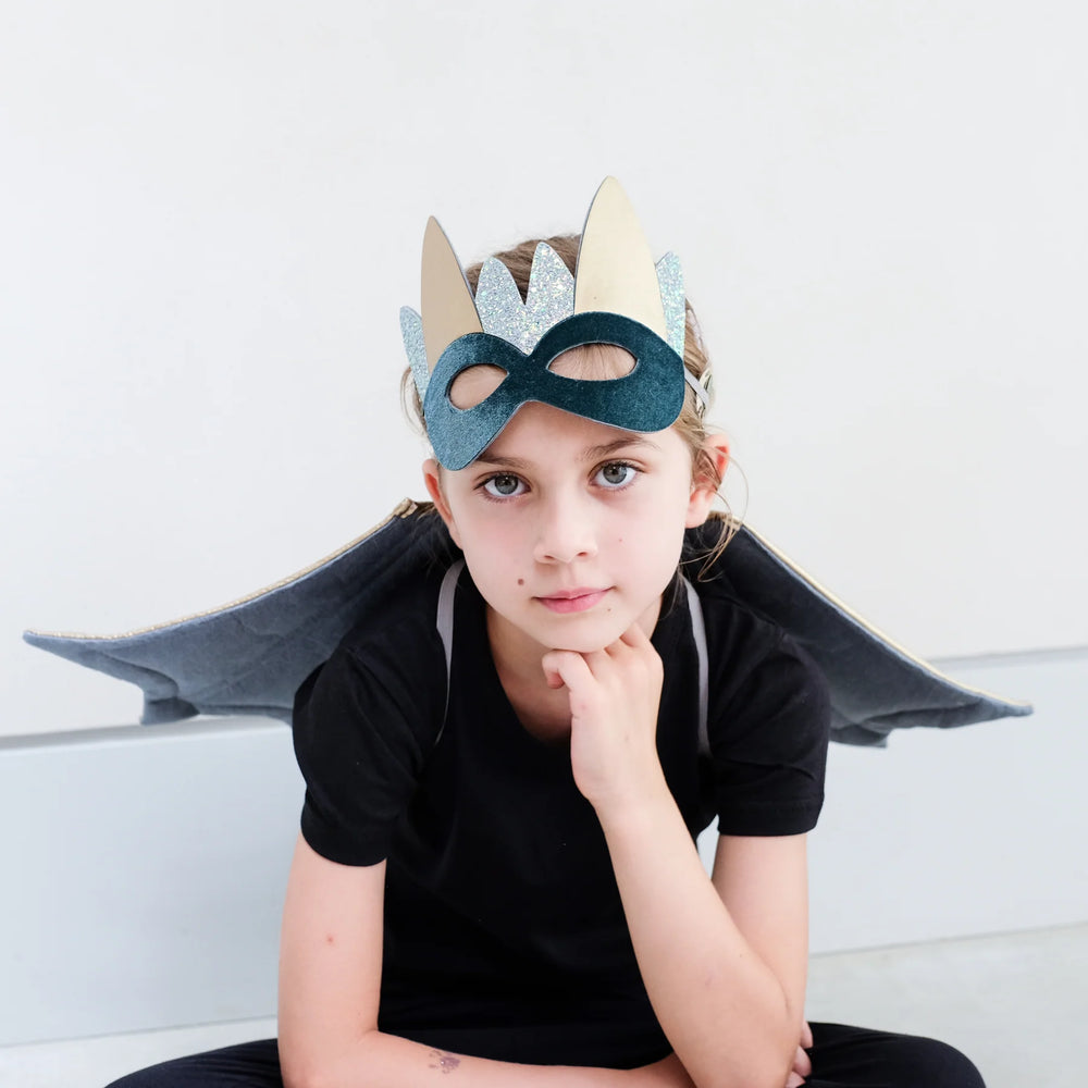 
                      
                        Dragon Mask
                      
                    
