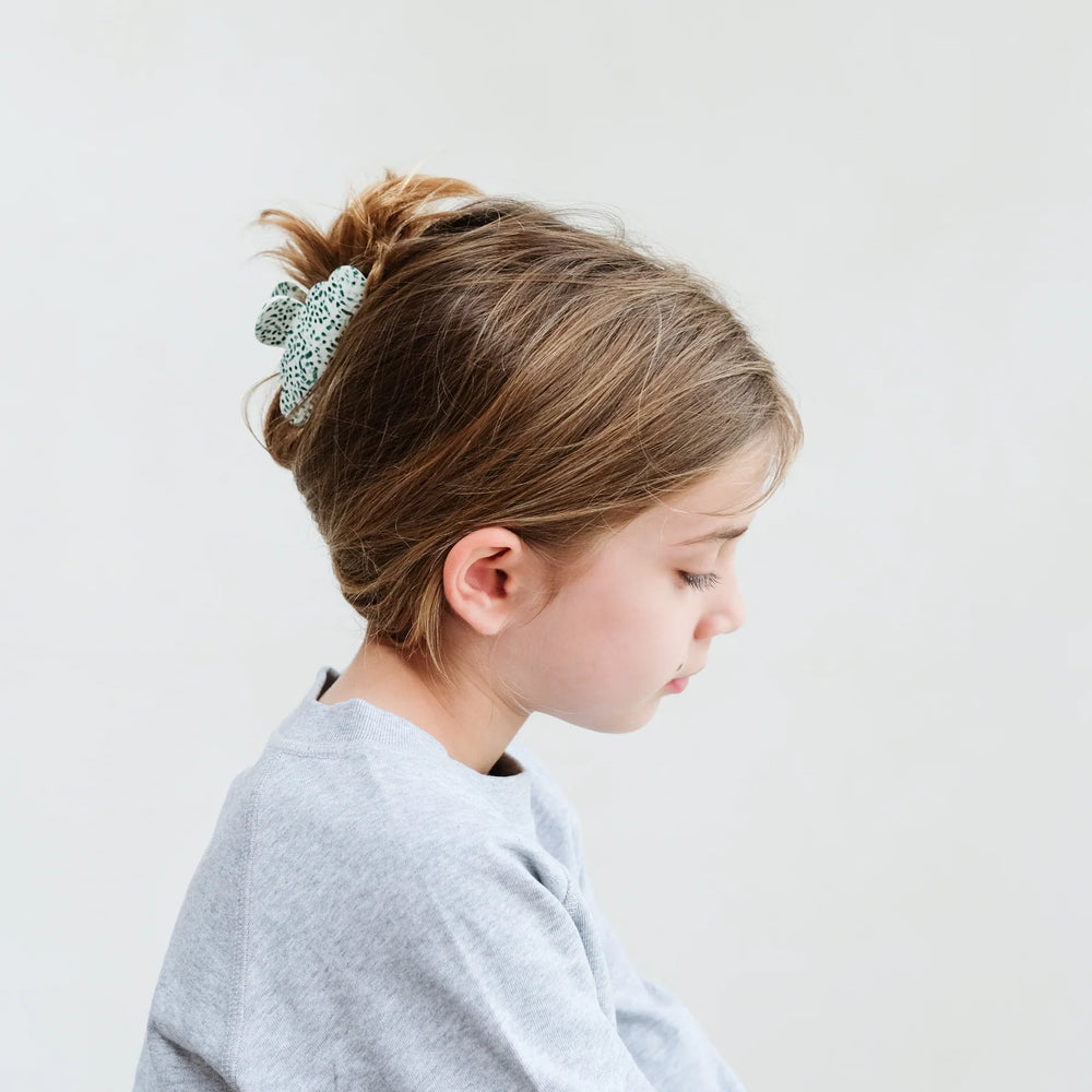 
                      
                        Speckled Ziggy Bulldog Clip
                      
                    