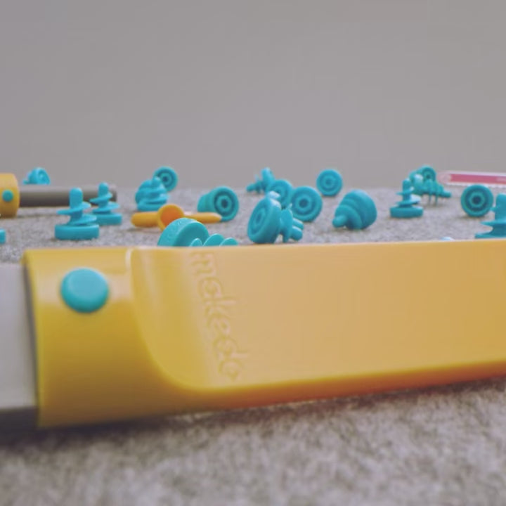 FOLD-ROLLER | Upcycled Cardboard Construction Toolkit