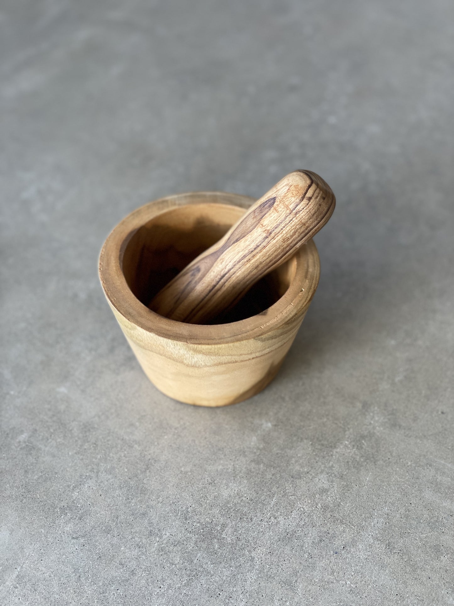 Large Mortar & Pestle