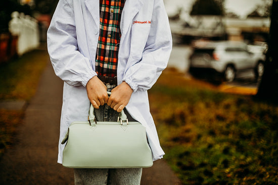 Minty Medic | Doctors Bag & Kit | Small Lab Coat