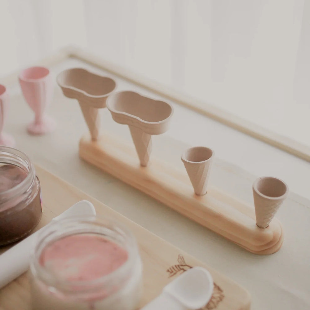 Wooden Icecream Cone Holder | 4-Hole