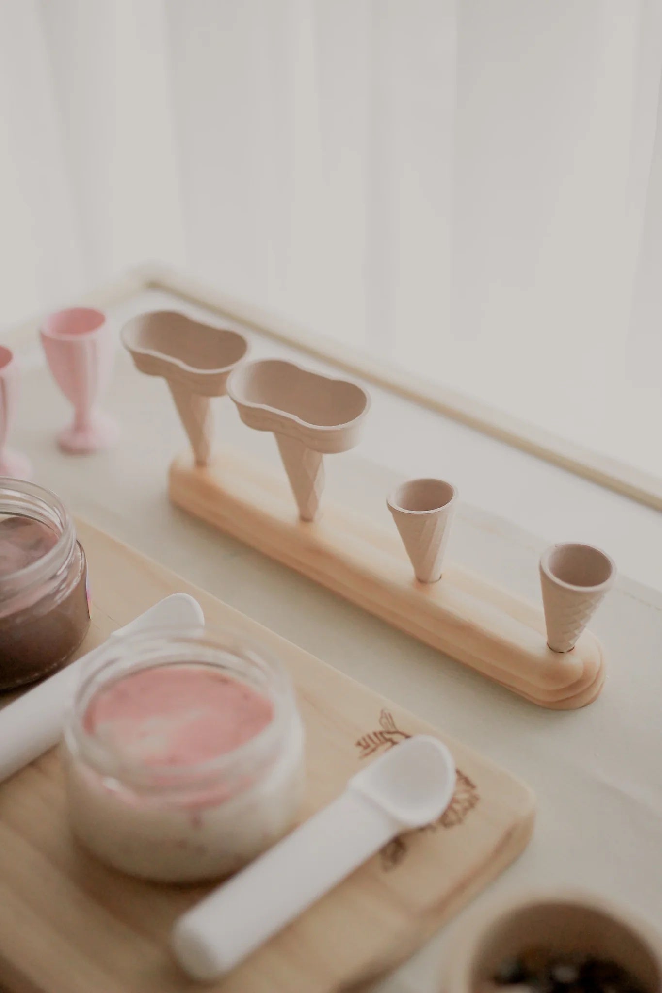 Wooden Icecream Cone Holder | 4-Hole