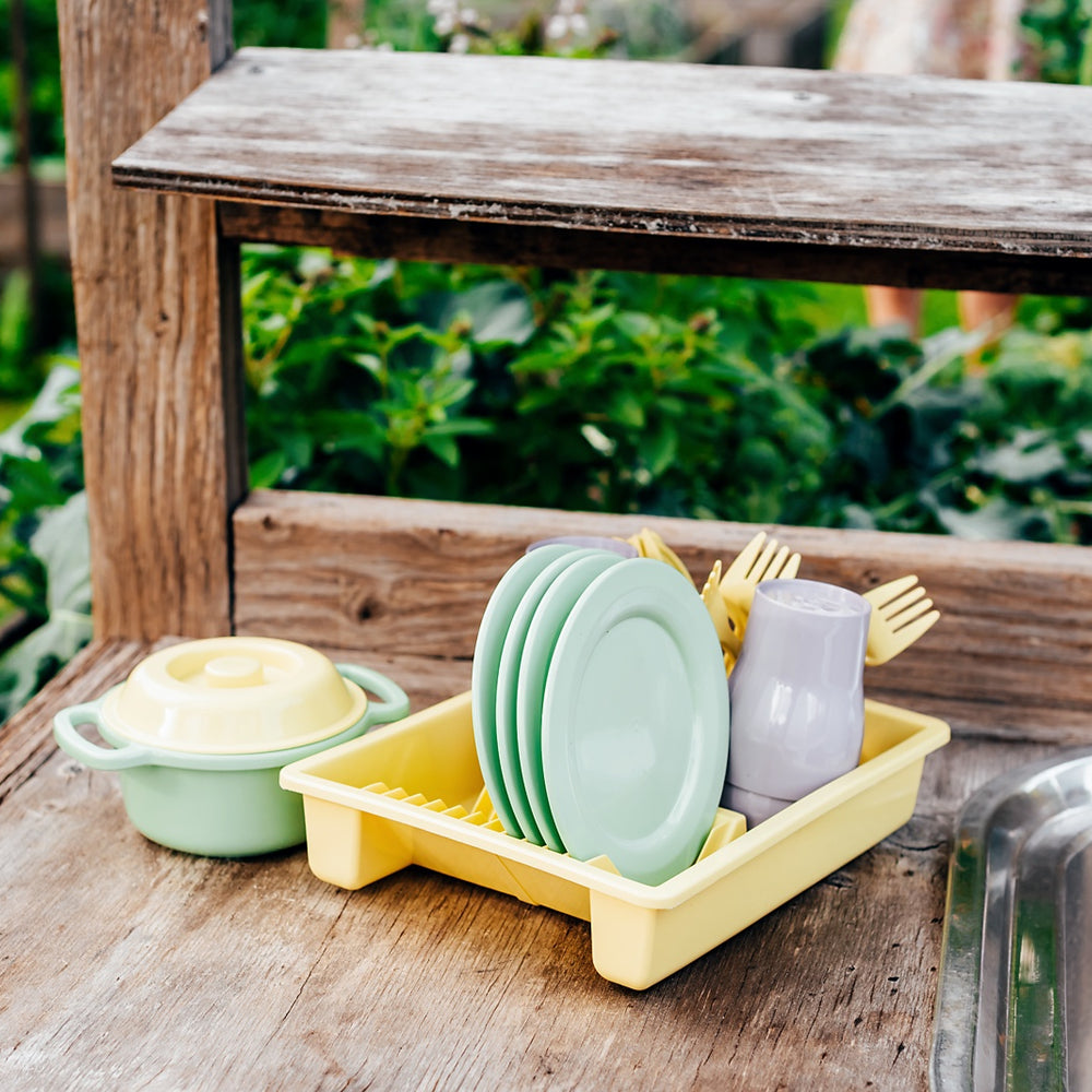
                      
                        I'm Green | Dinner Set
                      
                    